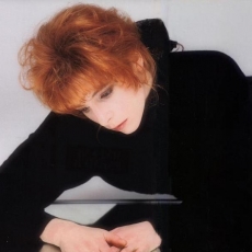 Mylène Farmer - Photographe Sainlouis - 1989