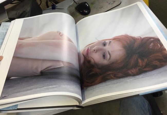 Mylène Farmer - Photo de Sylvie Lancrenon - Extrait du livre Fragile