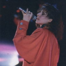 mylene-farmer-ring-parade-fr3-20-mars-1985-102