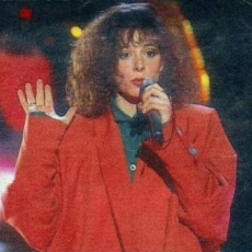 mylene-farmer-ring-parade-fr3-20-mars-1985-104