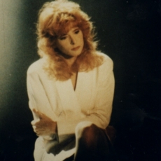 Mylène Farmer - Sacrée Soirée - TF1 - 01 novembre 1989