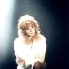 Mylène Farmer - Sacrée Soirée - TF1 - 01 novembre 1989