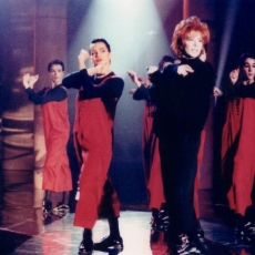 Mylène Farmer - Sacrée Soirée - TF1 - 11 décembre 1991