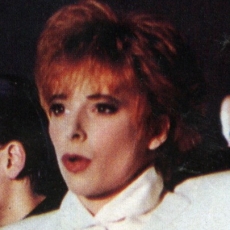 mylene-farmer-1991-tv-sacree-soiree-17-avril-1991-155