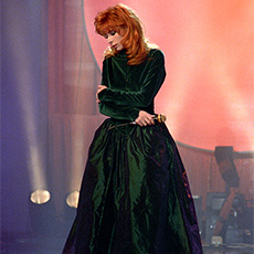 mylene-farmer-tv-sacree-soiree-18-mai-1988-202