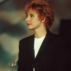 mylene-farmer-stars-90-09-septembre-1991-110