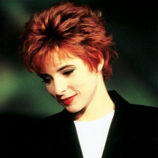 mylene-farmer-stars-90-09-septembre-1991-111