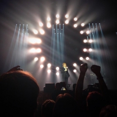 mylene-farmer-timeless-2013-paris-bercy-10-septembre-photos-fans-007