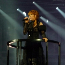 mylene-farmer-timeless-2013-paris-bercy-10-septembre-photos-fans-015