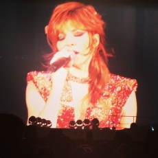 mylene-farmer-timeless-2013-paris-bercy-10-septembre-photos-fans-017