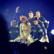 mylene-farmer-timeless-2013-paris-bercy-10-septembre-photos-fans-027