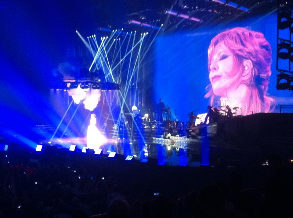 mylene-farmer-timeless-2013-paris-bercy-11-septembre-photos-fans-010