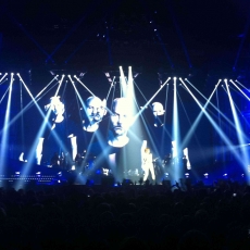 mylene-farmer-timeless-2013-paris-bercy-14-septembre-photos-fans-012