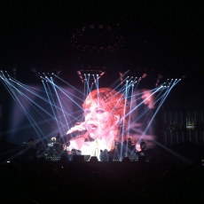 mylene-farmer-timeless-2013-paris-bercy-14-septembre-photos-fans-020