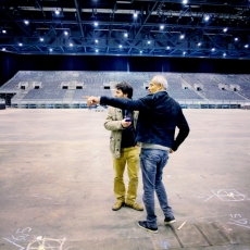 GenÃ¨ve, le 15 octobre, Palexpo, Halle 6, reportage dans les coulisses et les travailleurs de l' Ombre pour monter les 8 000 places pour le concert de MylÃ¨ne Farmer, sur la photo, Michael Drieberg (managing director)...Â©pascal frautschi