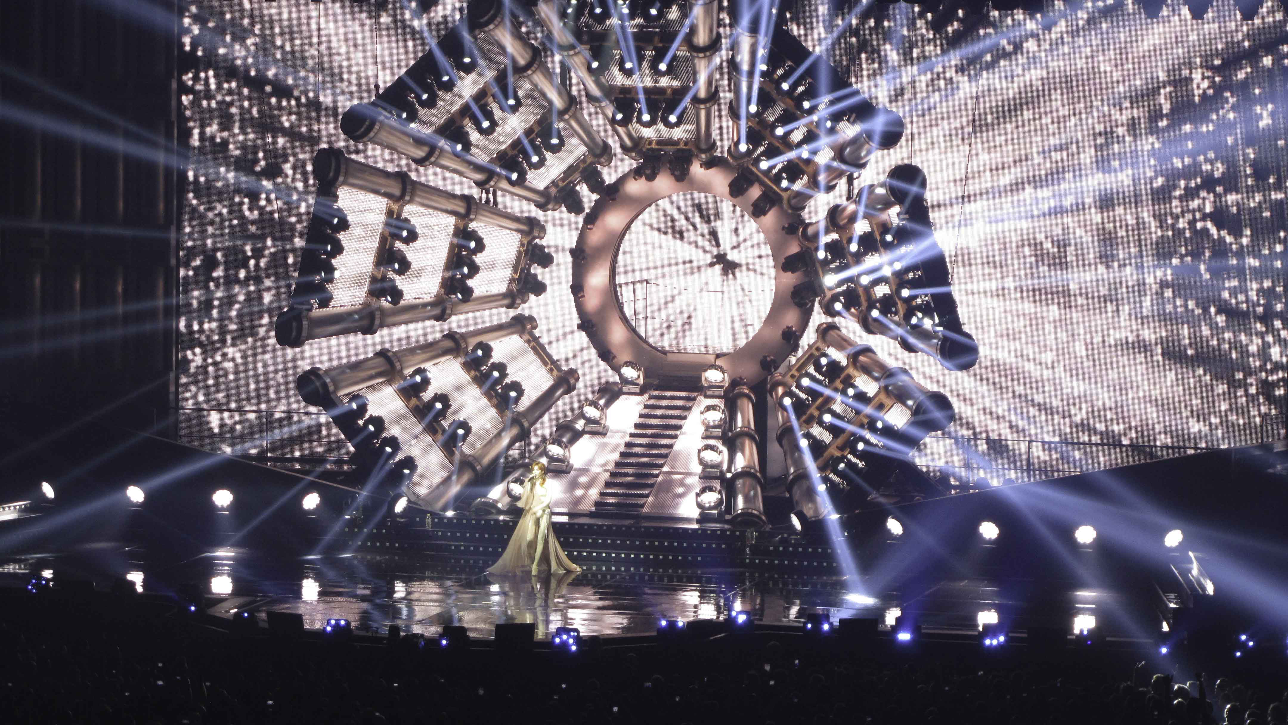 mylene-farmer-timeless-2013-paris-bercy-18-septembre-photos-fans-114