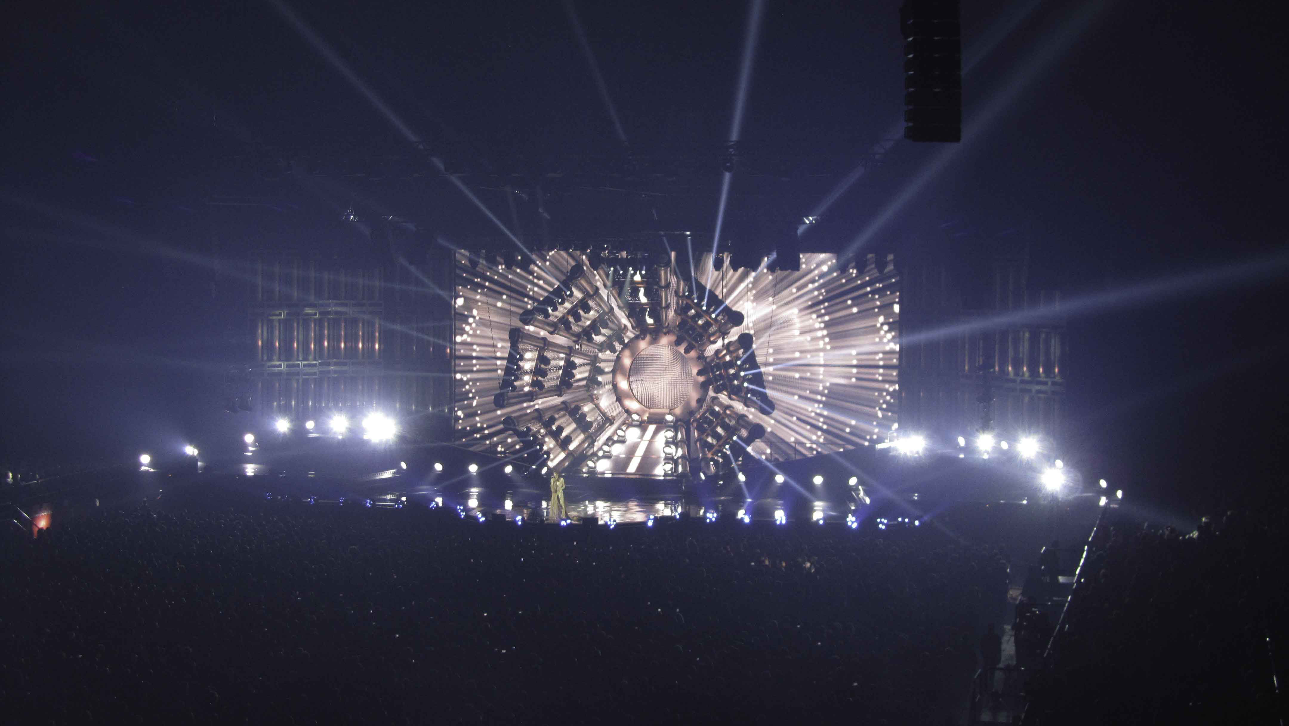 mylene-farmer-timeless-2013-paris-bercy-18-septembre-photos-fans-118