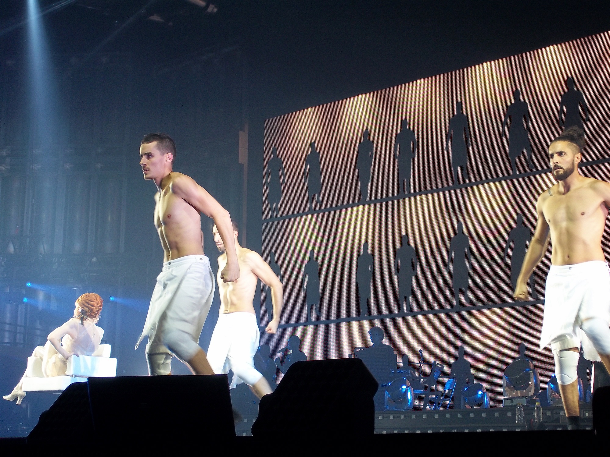 mylene-farmer-timeless-2013-paris-bercy-18-septembre-photos-fans-148