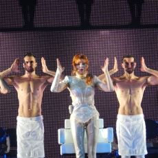 mylene-farmer-timeless-2013-paris-bercy-18-septembre-photos-fans-159