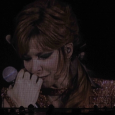 mylene-farmer-timeless-2013-paris-bercy-18-septembre-photos-fans-214