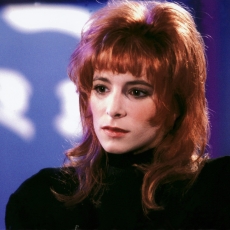 mylene-farmer-top-50-canal-plus-decembre-1987-001