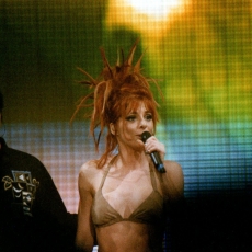 mylene-farmer-tour-1996-photos-fans-1002