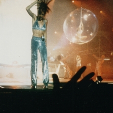 mylene-farmer-tour-1996-photos-fans-204