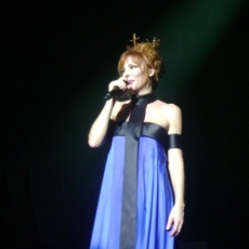 Mylène Farmer Tour 2009 - Nikaia Nice - 02 mai 2009 - Photo Fan