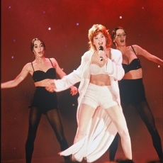 mylene-farmer-1993-world-music-awards-110