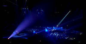 Mylène Farmer - Redonne-moi - Concerts Avant que l'ombre... à Bercy - 2006