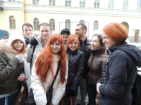 Nicholas Menna et fans de Mylène Farmer en Russie