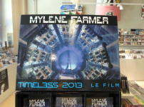 Timeless 2013 Le Film - Mise en rayons