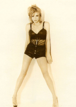 Mylène Farmer  Photo: Herb Ritts