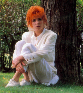 Mylène Farmer 1988 Photographe : Elsa Trillat