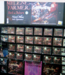 Mylène Farmer Point de Suture Sortie de l'album Fnac Bastille