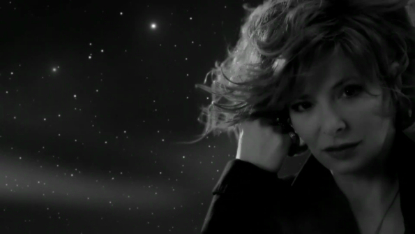 Mylène Farmer Bleu Noir Clip