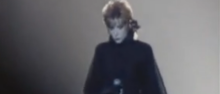 Mylène Farmer - Clip Plus Grandir Live